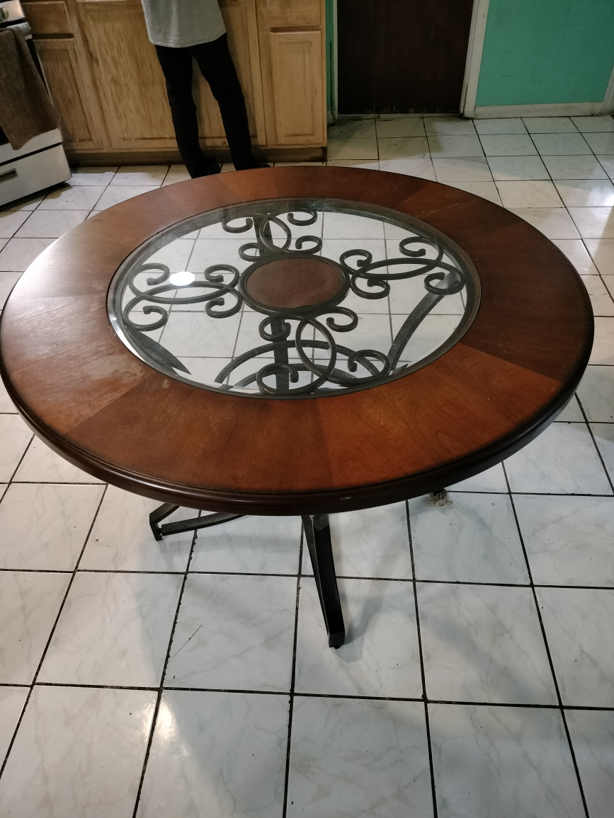 Round Wooden Coffee Table w/ Glass Center