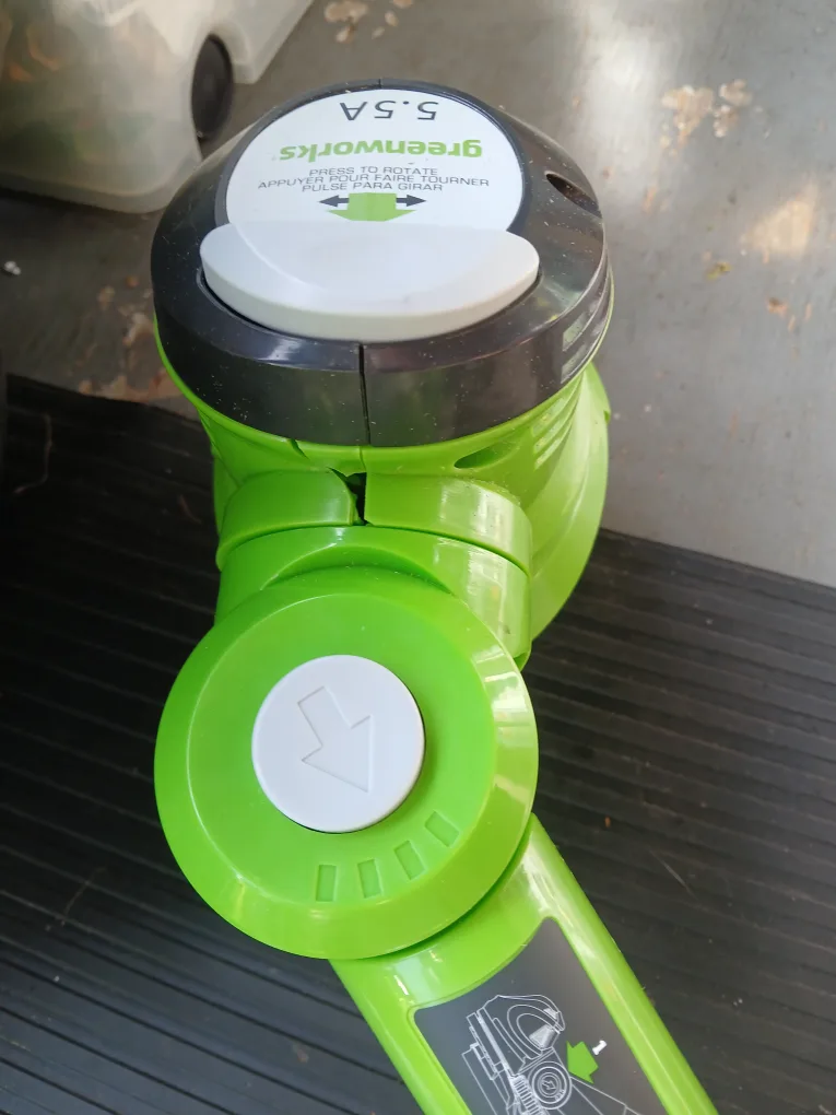 AS IS READ DESCRIPTION Greenworks 5.5A Corded String Trimmer image indicator(5)