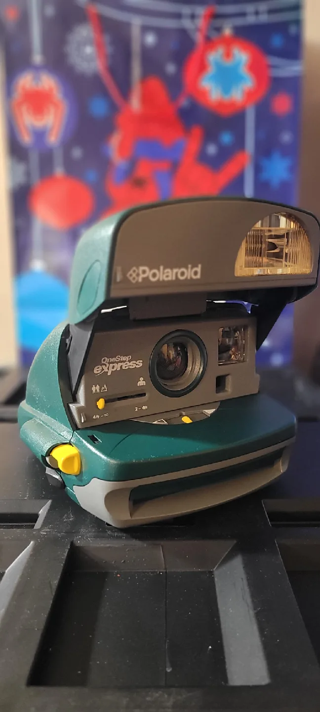 Polaroid OneStep Express Instant Camera image indicator(3)
