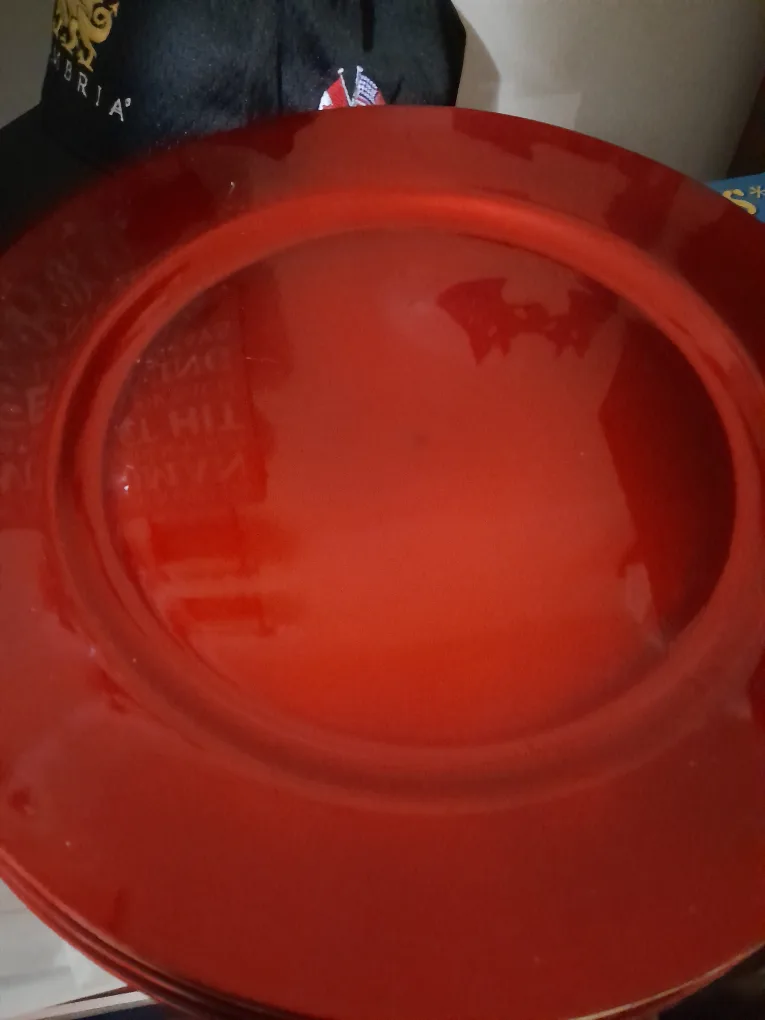 Charger Plates - Gold & Red image indicator(2)