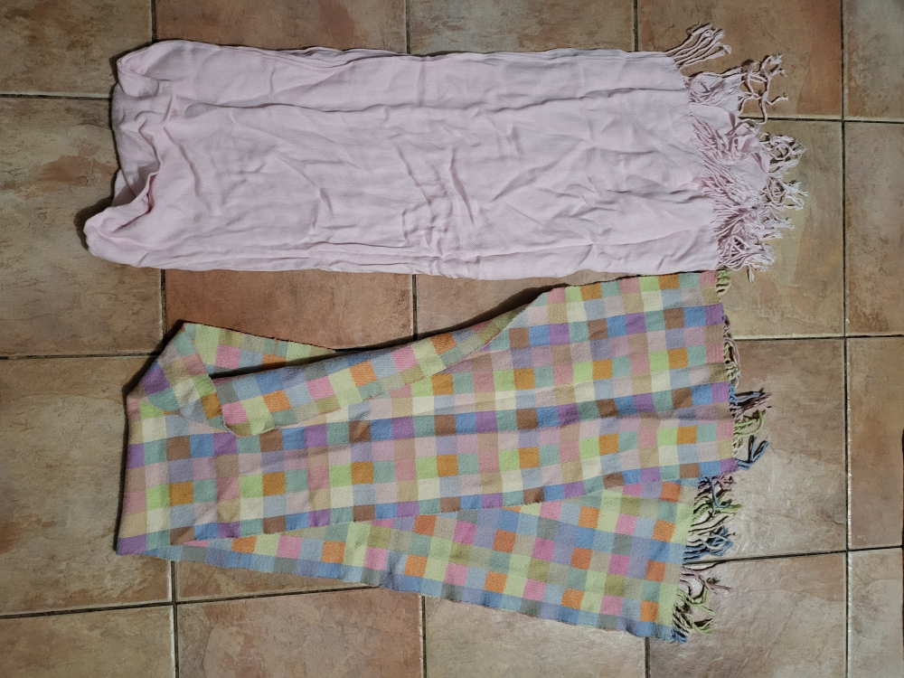 good condition scarf