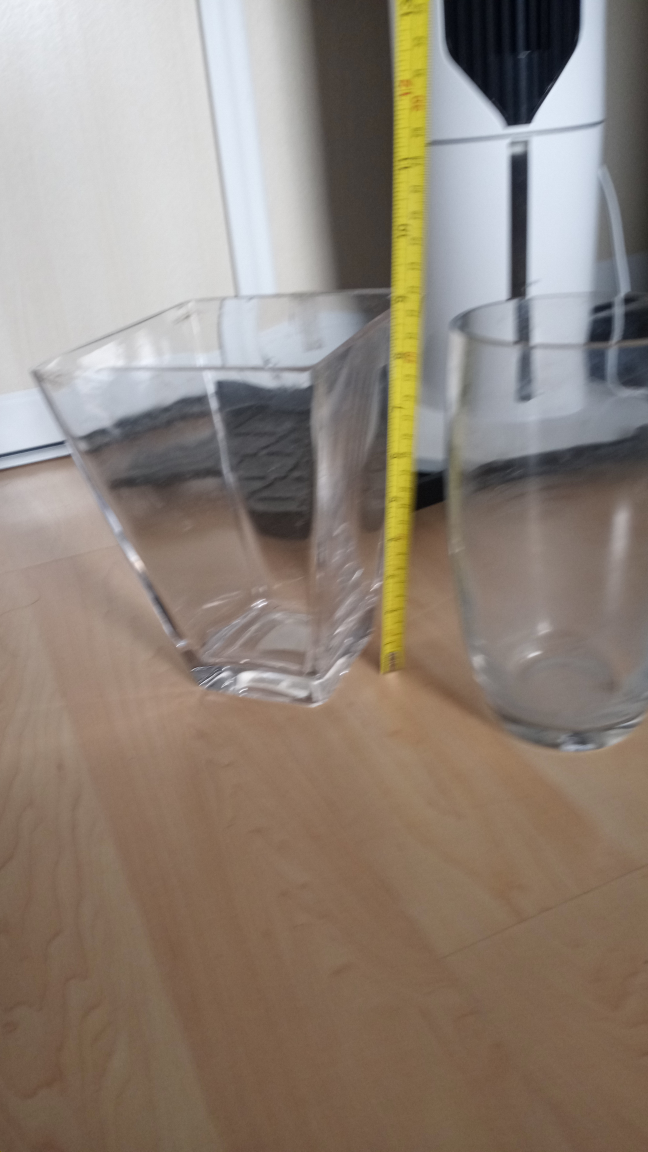Square openin Taper Glass Vase
