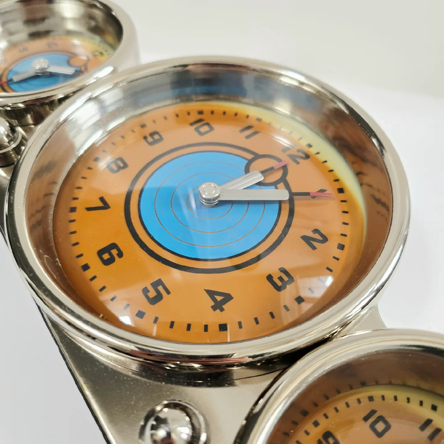 Pottery Barn Retro 3 Time Zones Clock -   New Battery image indicator(6)