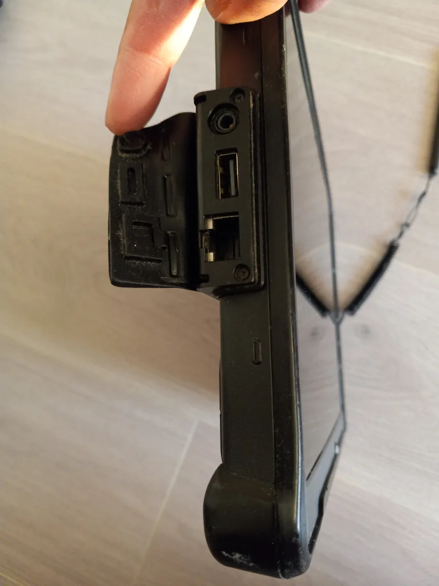 Getac Tablet F110 ( i7 Pro Windows ) image indicator(5)