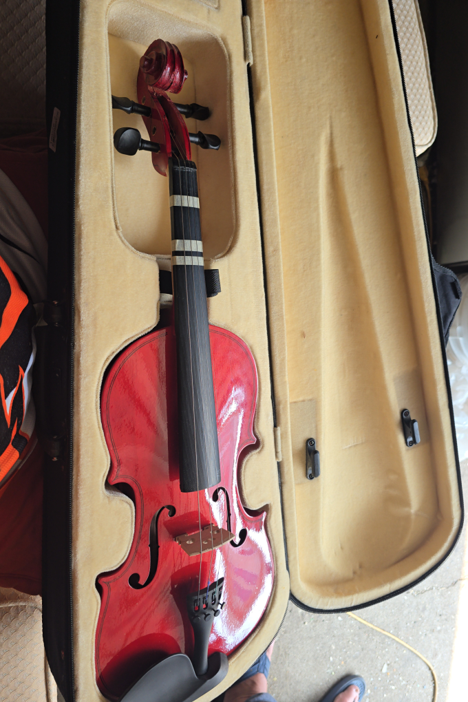 Red Violin with Case - photo 2