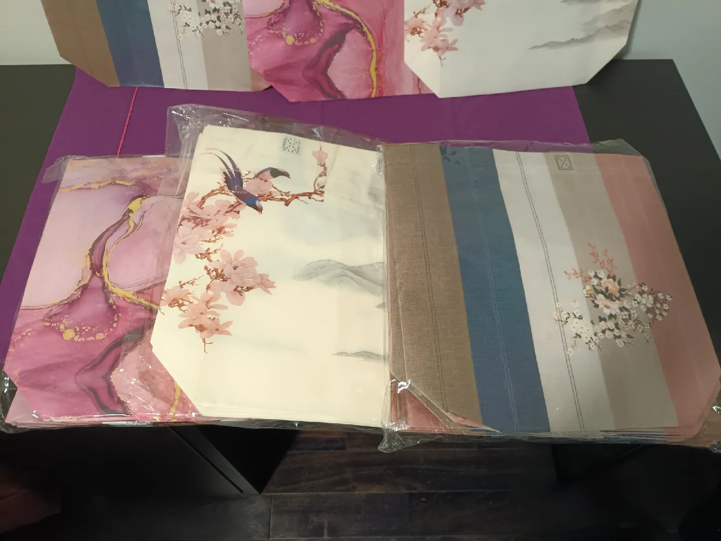 🥕  Assorted Reusable Shopping Bags image indicator(2)