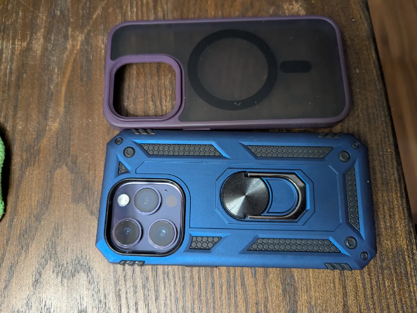 iPhone 14 pro 128g in excellent condition image indicator(8)