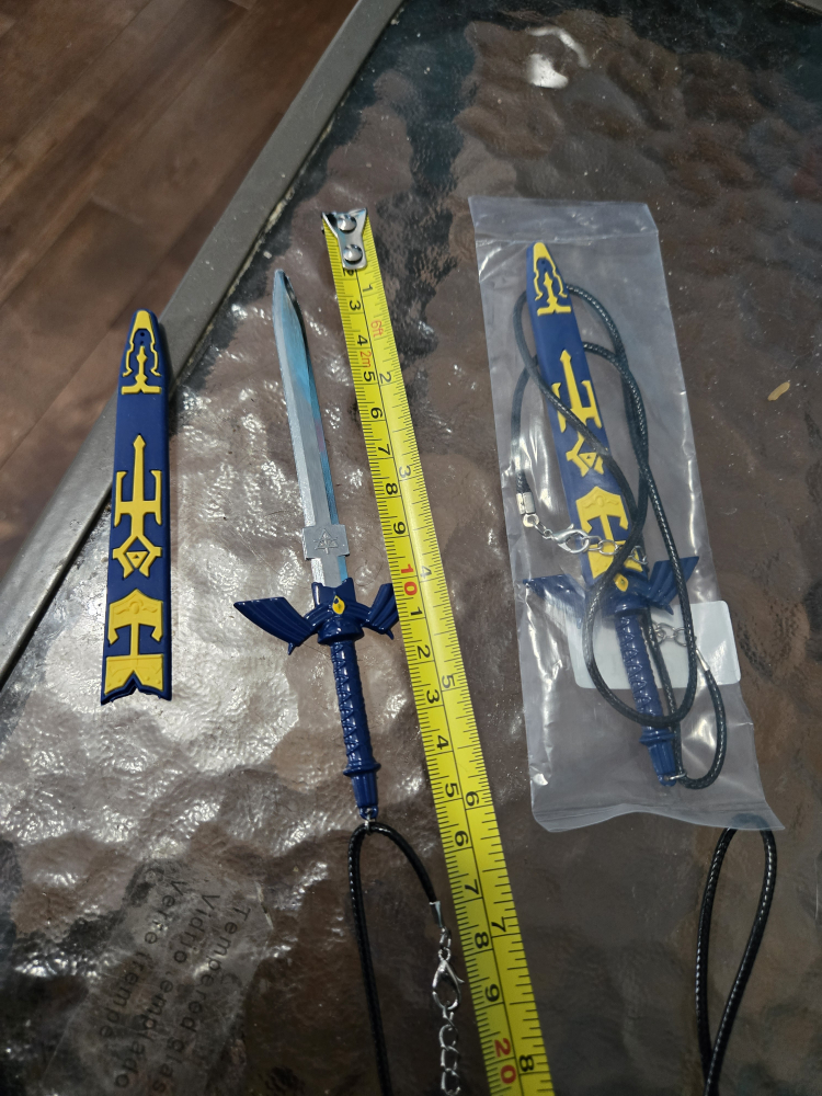 Legend of Zelda Hylian Sword Necklace - photo 2