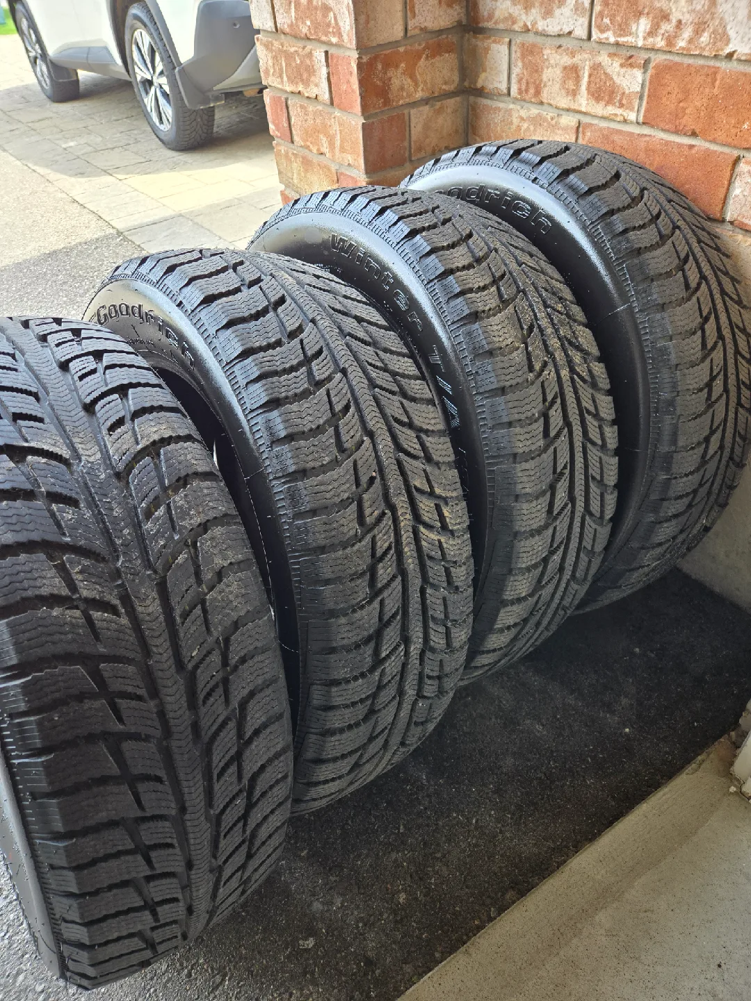 BF Goodrich Winter T/A 235/60R18 Tires - Set of 4 image indicator(8)