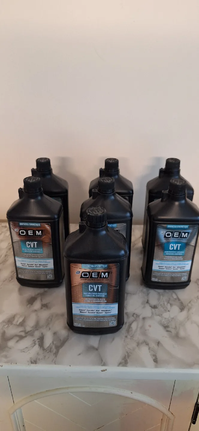 OEM CVT Transmission Fluid - 946 mL thumbnail