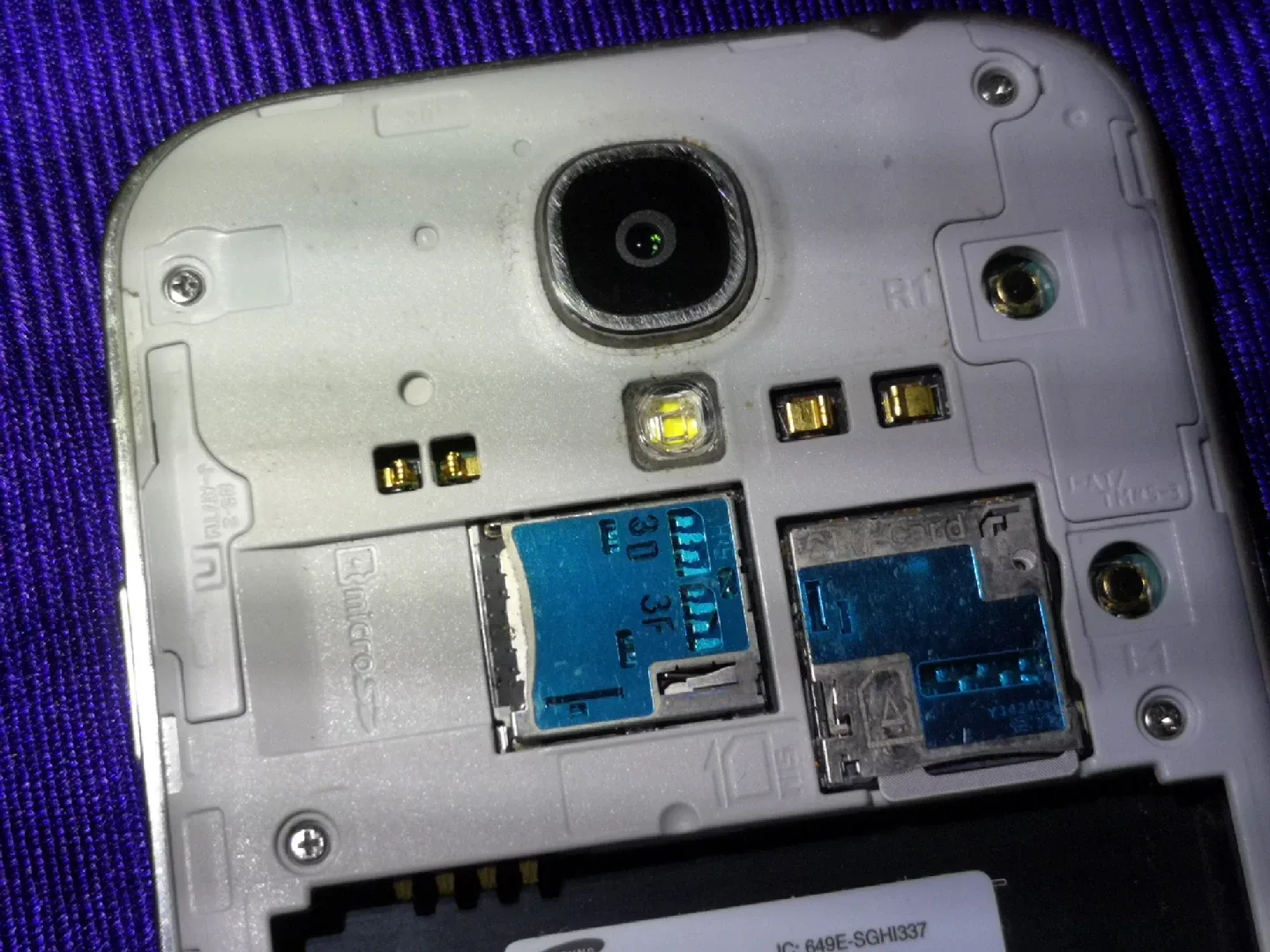 Galaxy S4 Wireless Charger ~ Samsung image indicator(7)