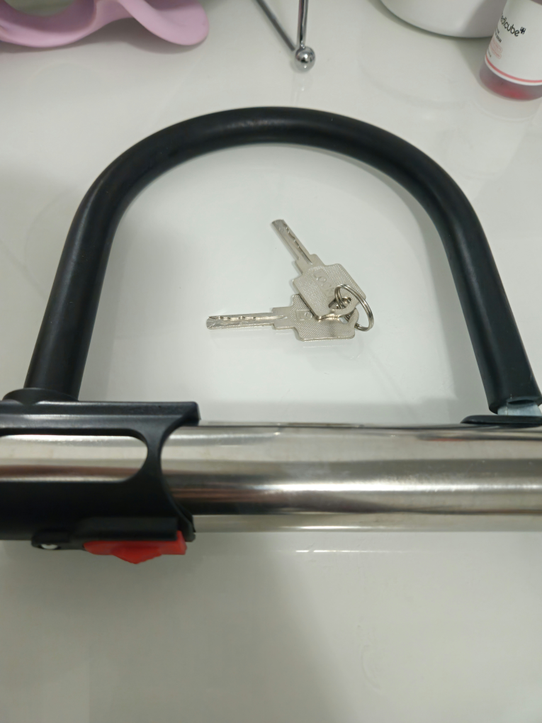 Brand New U-Lock Bicycle Lock (Never Used) - photo 2
