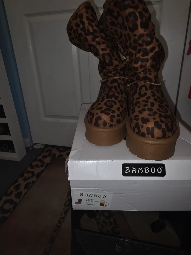 Bamboo Leopard Print Boots - Size 9 thumbnail