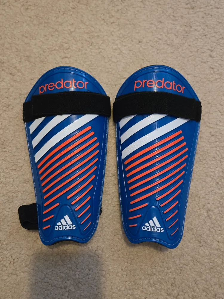 Adidas Predator Soccer Shin Guards thumbnail