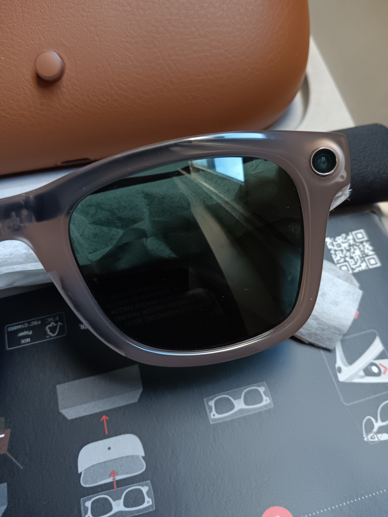 Ray-Ban Meta Smart Glasses - photo 4