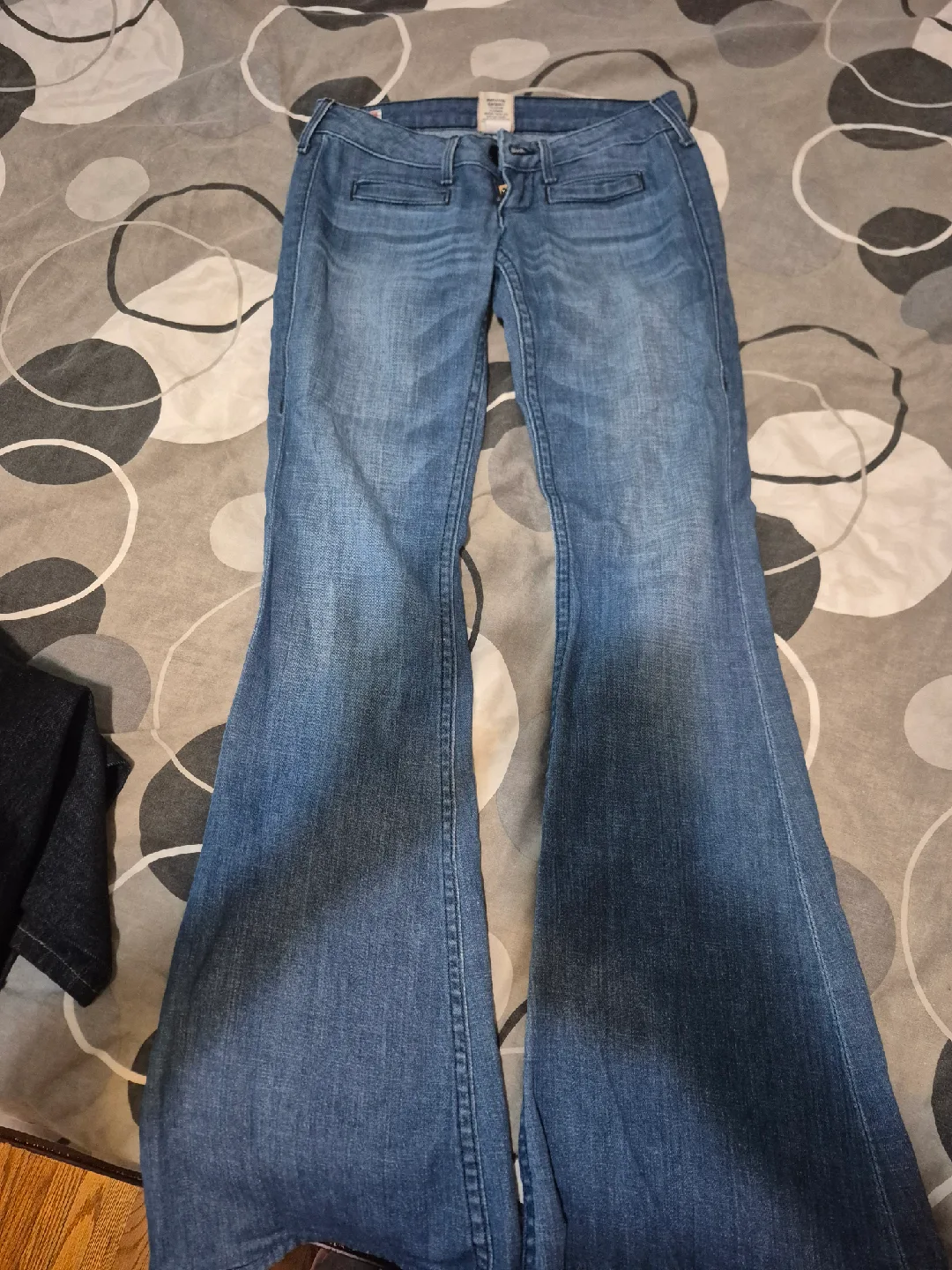 True Religion Jeans - Size 26 thumbnail