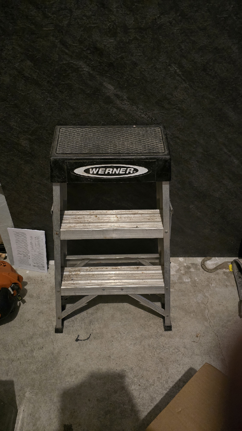 Werner 3-Step Aluminum Step Stool