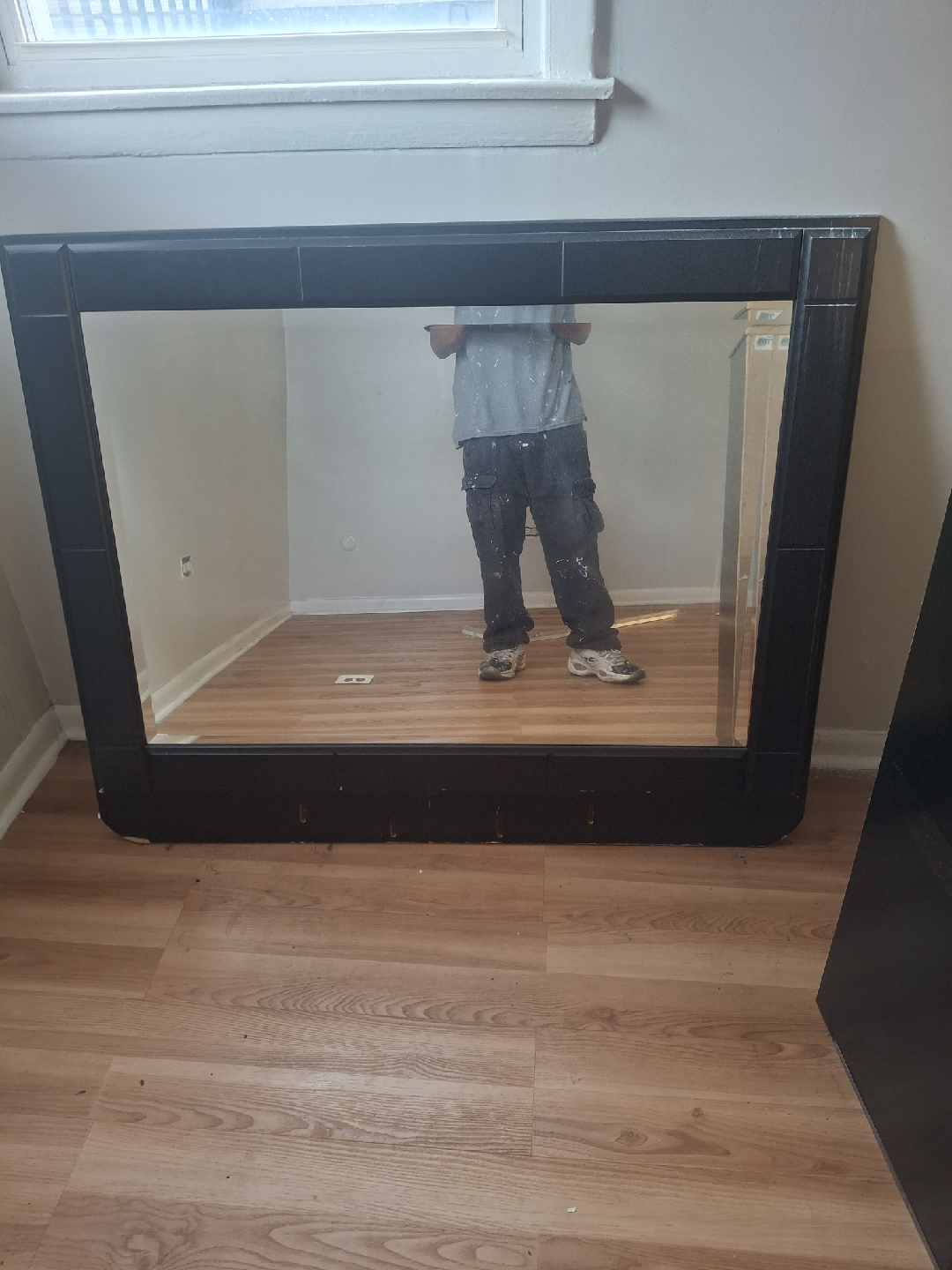 Black Dresser and Mirror Set - photo 2