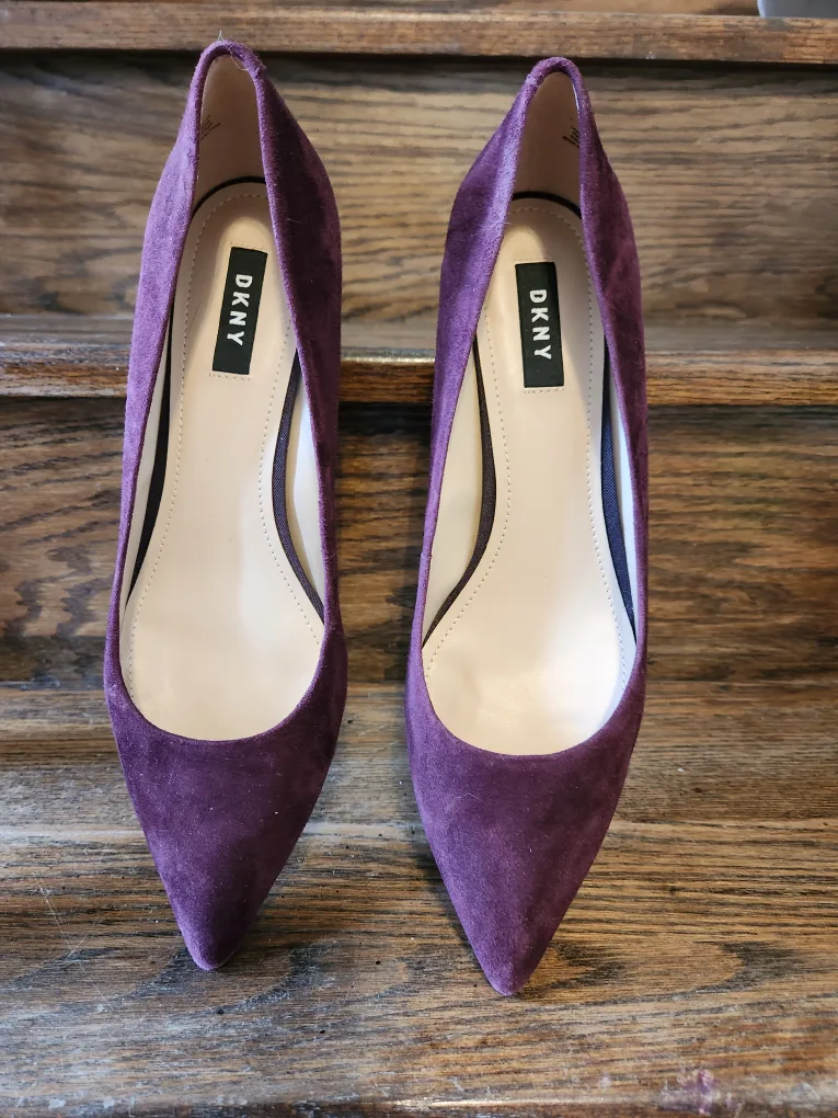 DKNY Suede Heels - Size 10 image indicator(3)