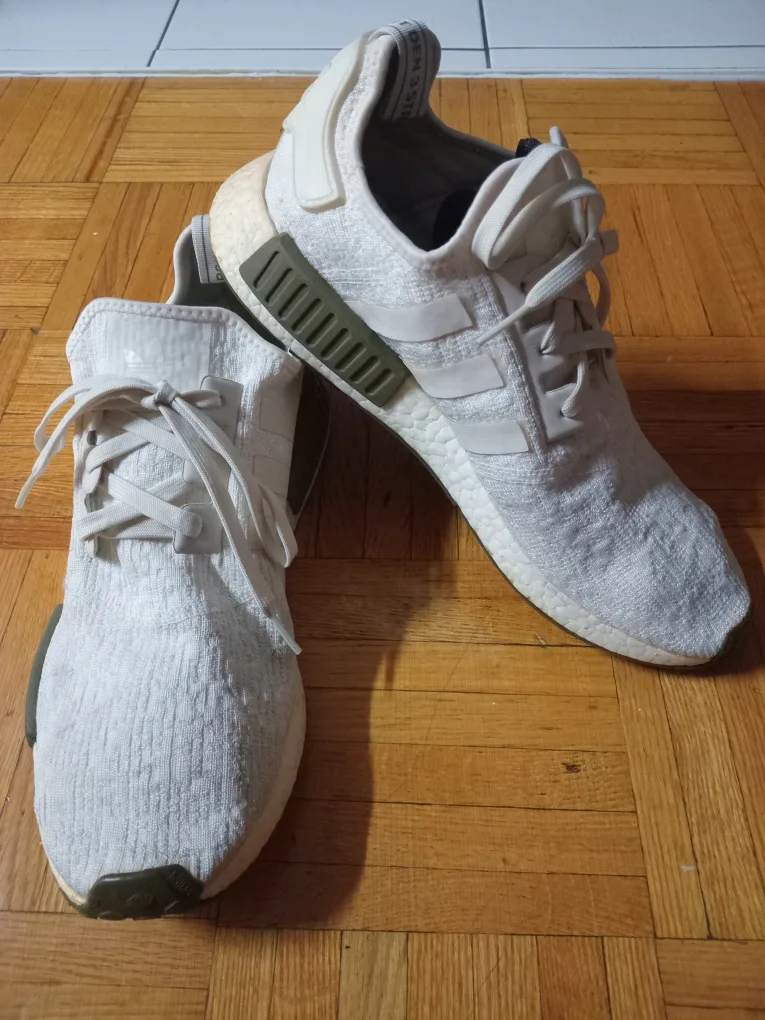 Adidas NMD_R1 White Sneakers thumbnail