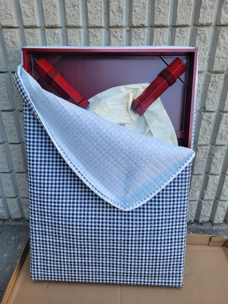 Elegant Wood Coffee Table – Folding Legs image indicator(5)