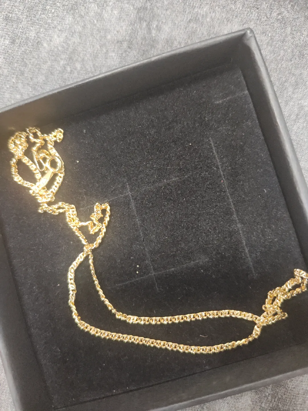 Gold plated Necklace image indicator(2)