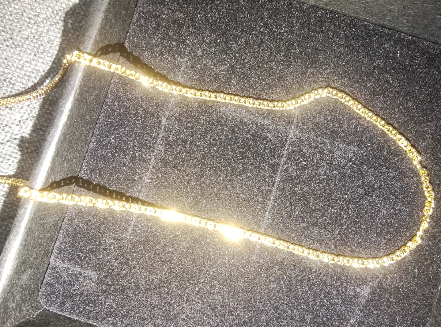 Gold plated Necklace image indicator(6)