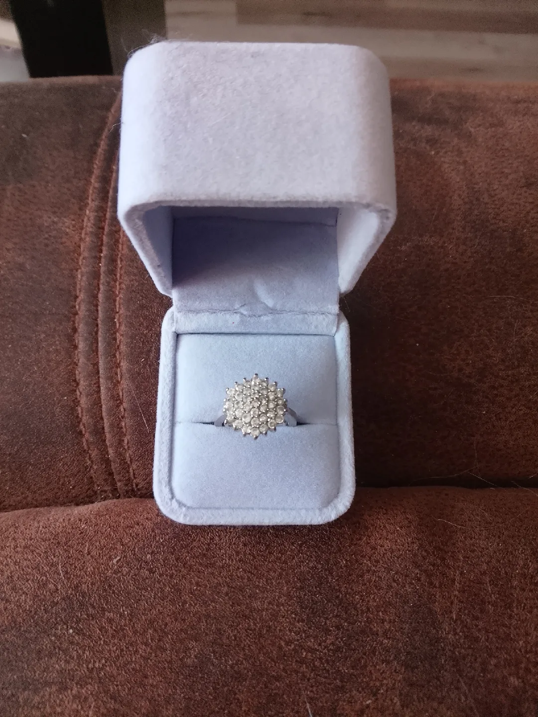 Sparkling Square Cut Ring image indicator(7)