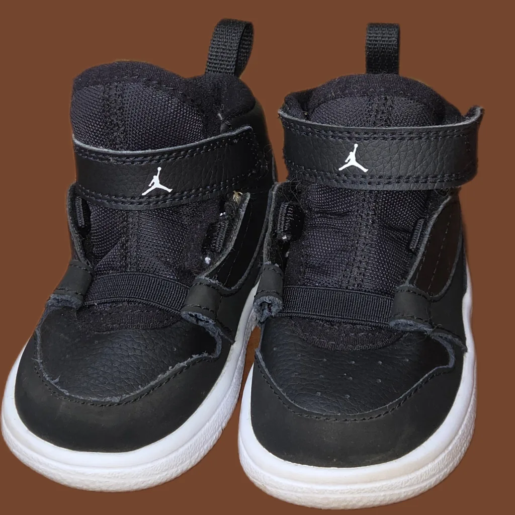 Jordan Toddler Shoes Size 5C thumbnail