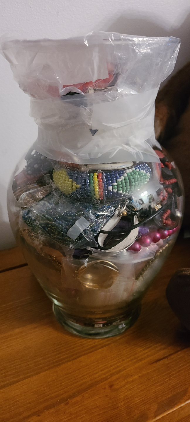 Jar of Assorted Jewellery - photo 5