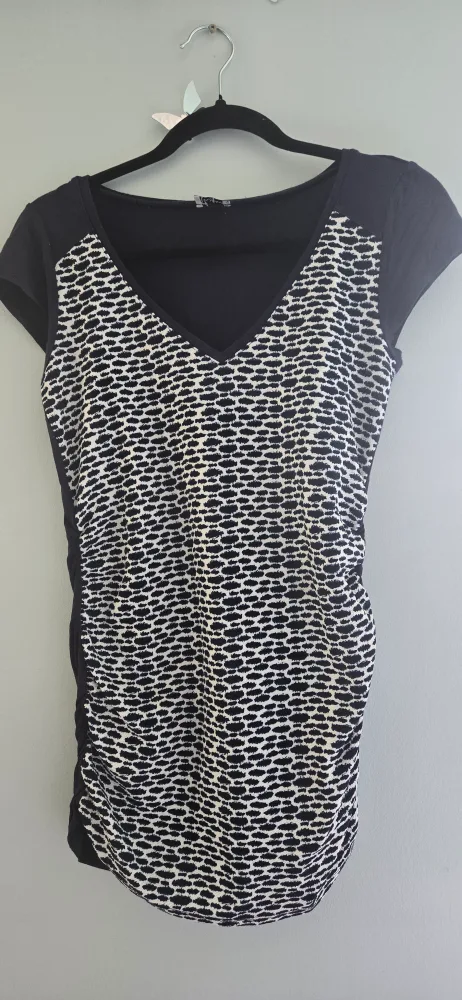Thyme Maternity Top - Size S thumbnail