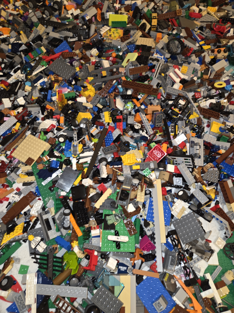Large Lot of LEGO Bricks & Pieces - photo 5