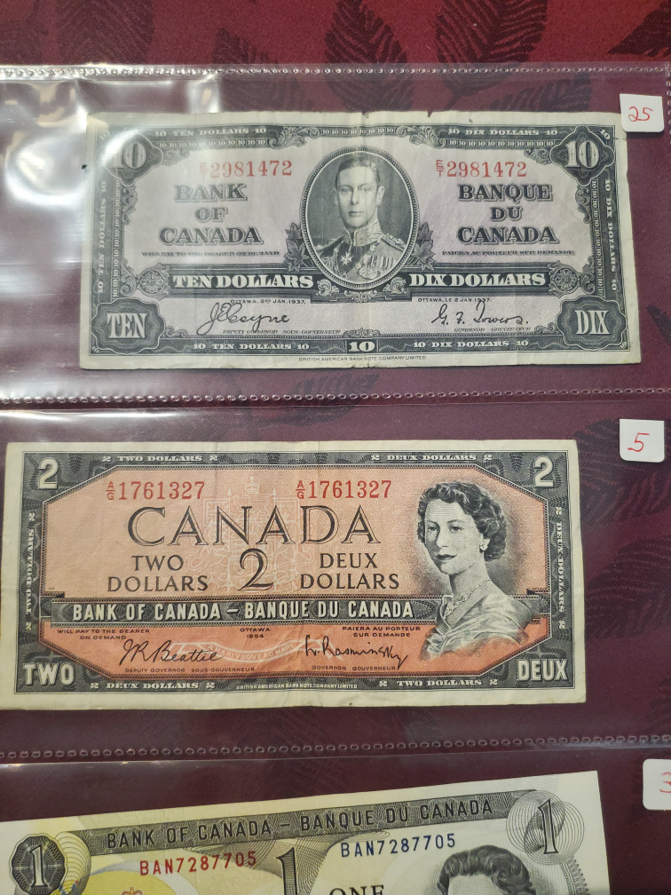 Vintage Bank of Canada $10, $2, $1 Bills - photo 3