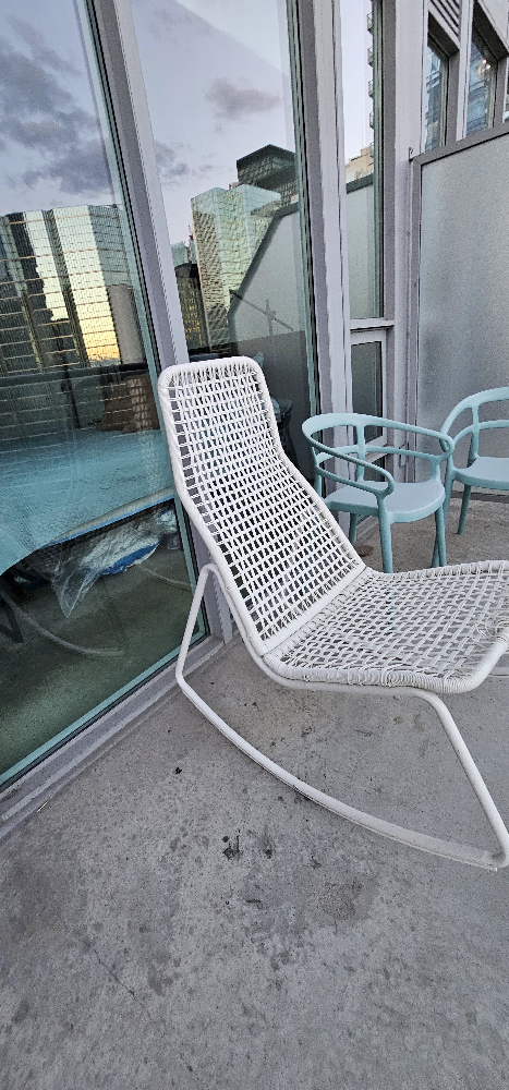 White Wicker Outdoor Patio Chair - photo 2