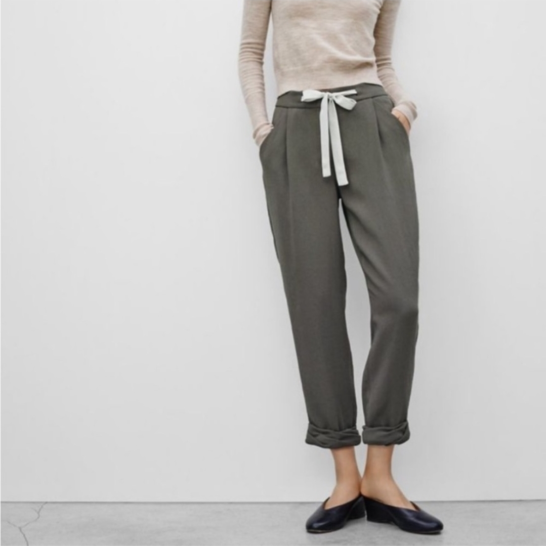 Aritzia Wifred Allant cropped pant in green Size 8