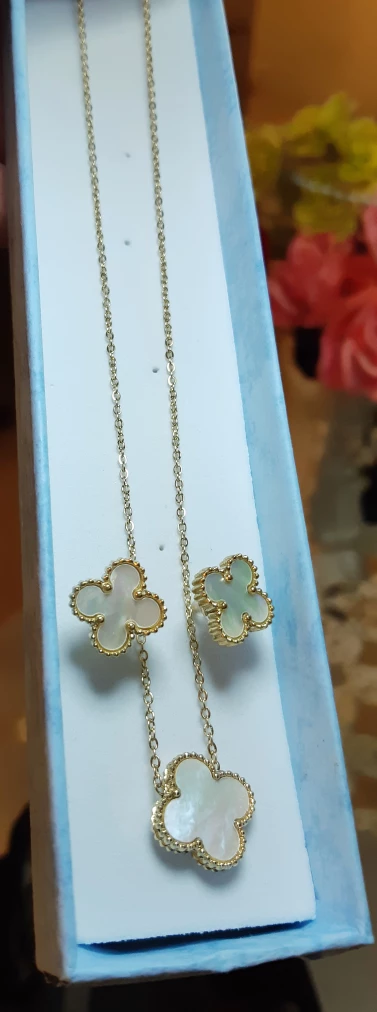 18K Gold Plated Mother Of Pearl Necklace & Earrings Set - photo 2