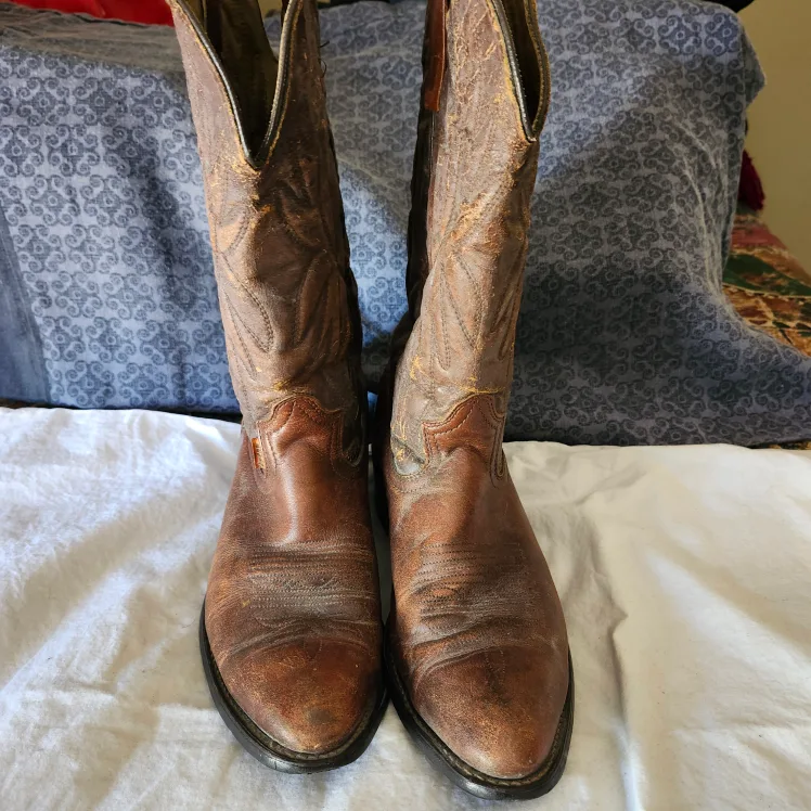Brown Leather Cowboy Boots thumbnail