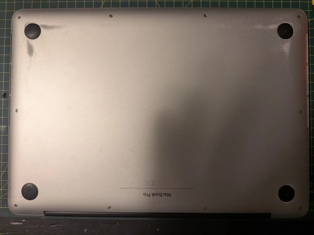 Retina 13" 2015 MacBook Pro, 512GB SSD image indicator(5)