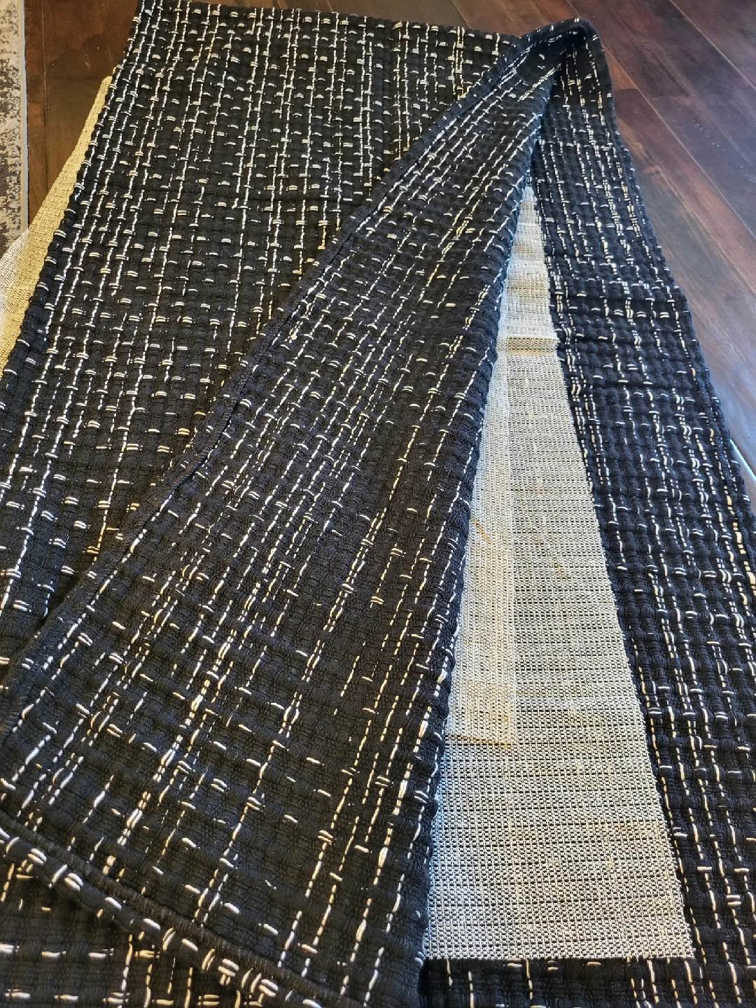 Black & White Woven Rug - Eco-Friendly & Washable runner image indicator(9)