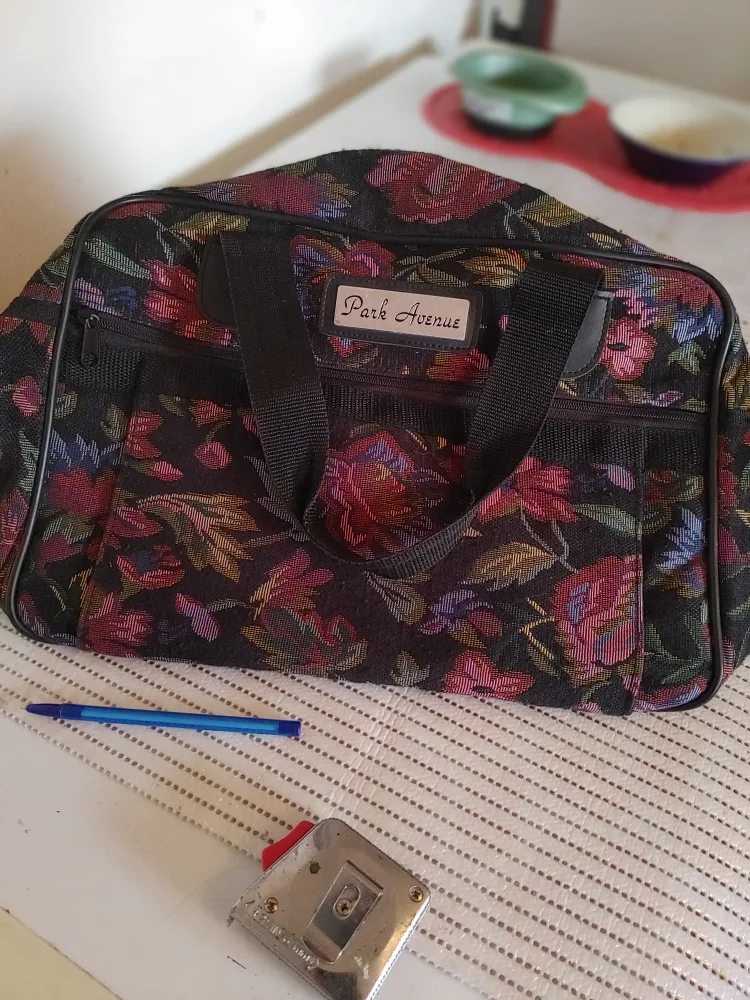 Park Avenue Floral Patterned Handbag thumbnail