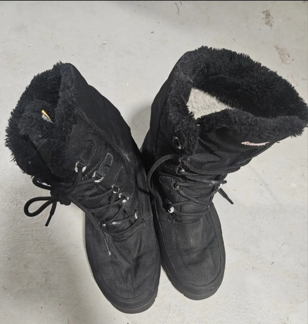 Winter Waterproof boots thumbnail