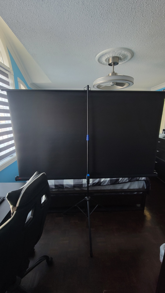 PropVue Projector Screen with Stand (84") - photo 3