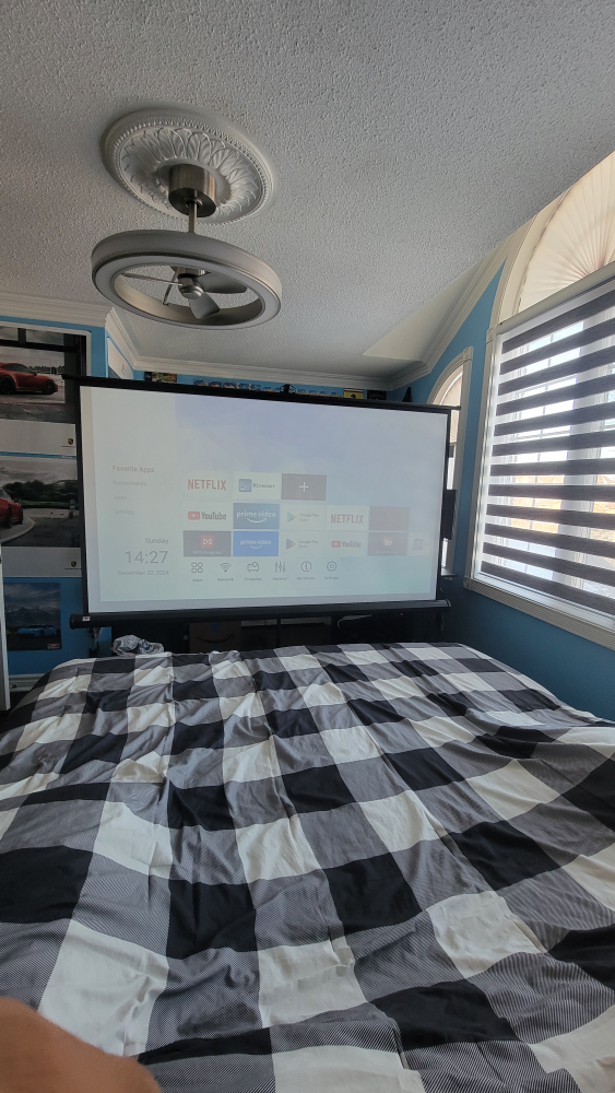 PropVue Projector Screen with Stand (84") - photo 4