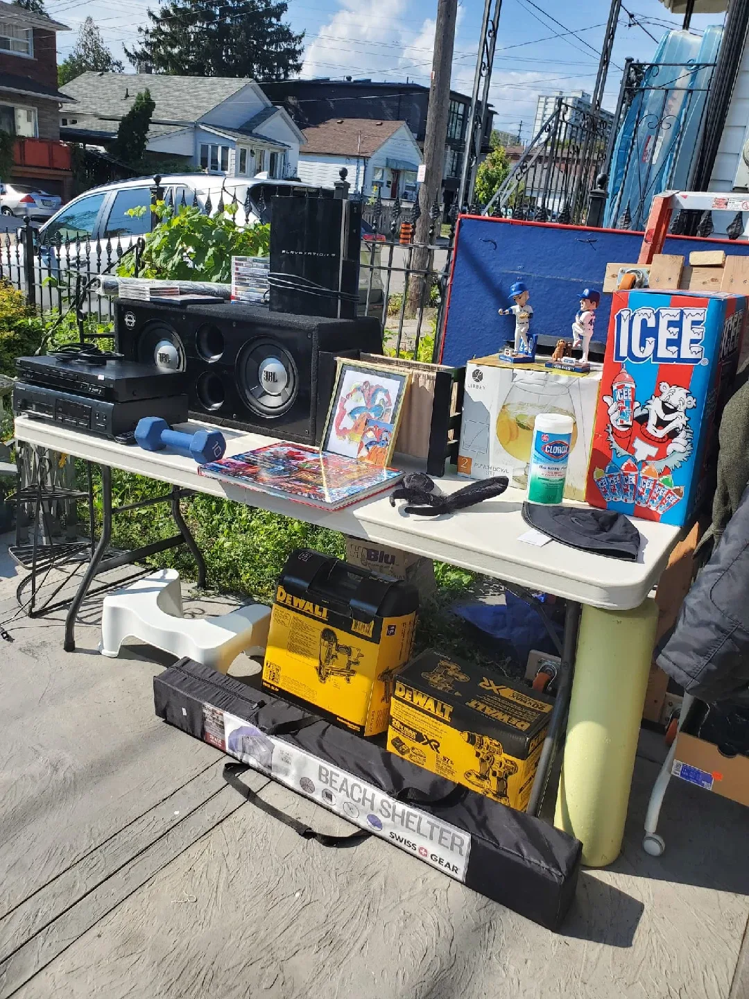 YARD SALE- 143 BYNG AVE (PHARMACY & DANFORTH) image indicator(6)