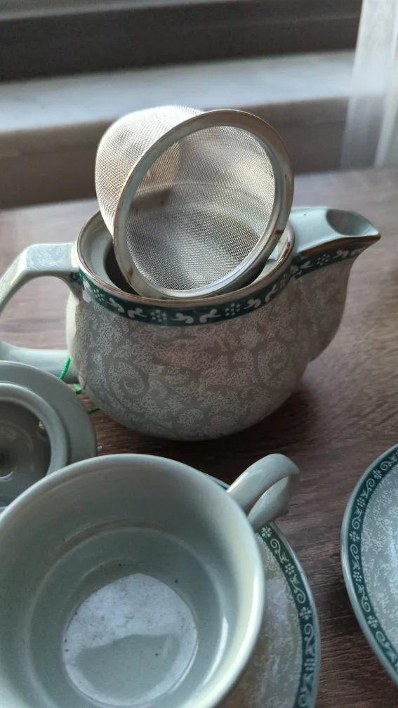 Tulowice pottery tea or coffee pot from Poland pot and Two Cups image indicator(3)