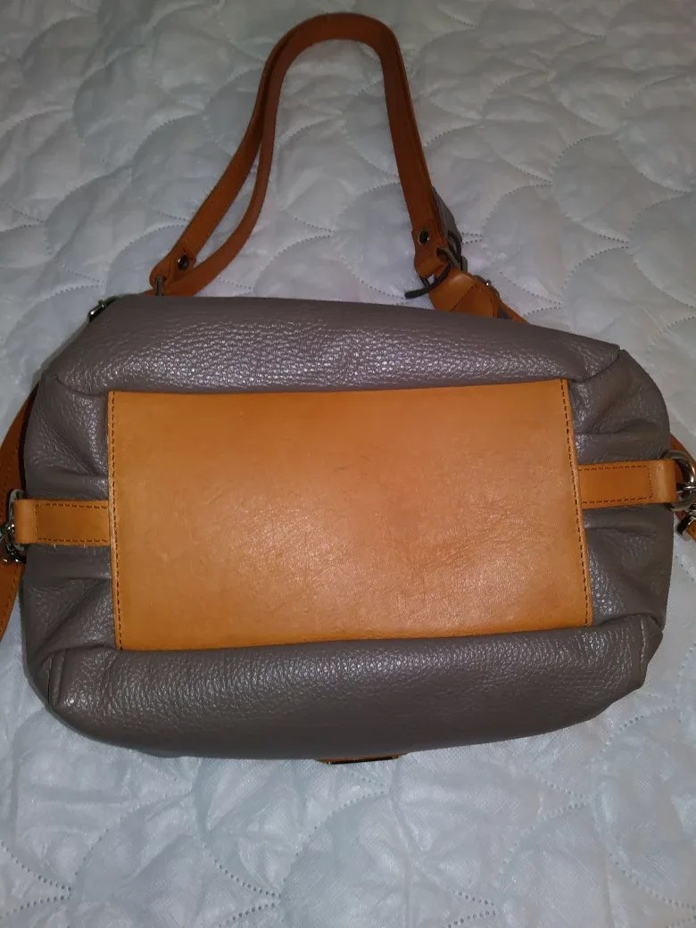 Valentina Grey Leather Shoulder Bag image indicator(7)
