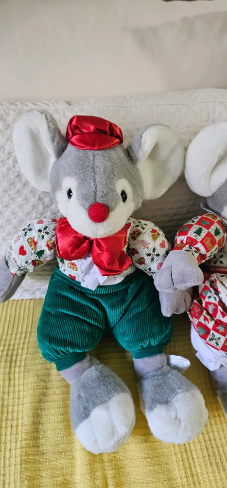 Vintage Mouse Plush Set image indicator(2)