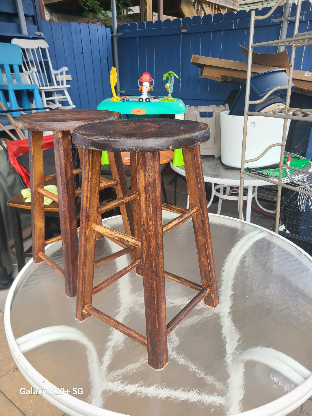 Set of 2 Wooden Bar Stools - photo 2