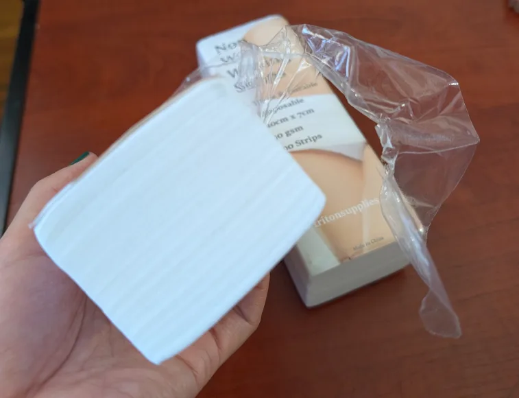 200 Waxing Strips - Non Woven image indicator(5)