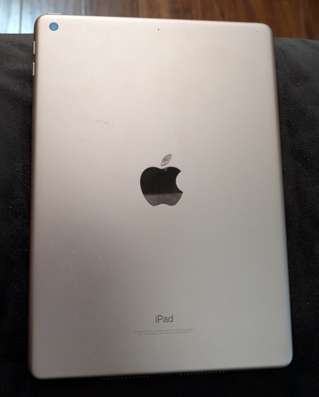 APPLE IPAD 6TH GENERATION ROSE GOLD - photo 2